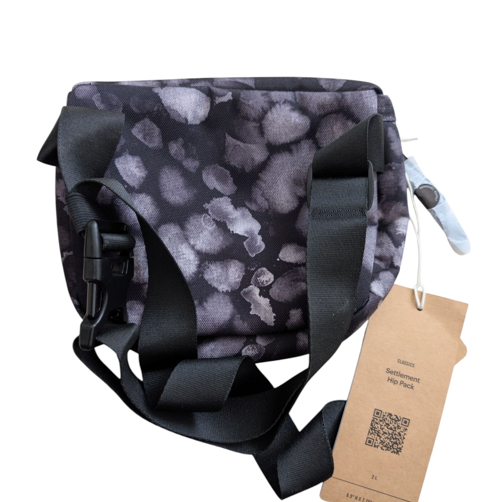 Herschel Black and Gray Patterned Waist Bag - Picture 2 of 4